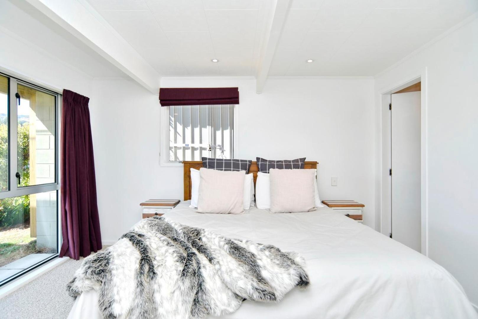 Akaroa Harbour View - Christchurch Holiday Homes Exterior foto
